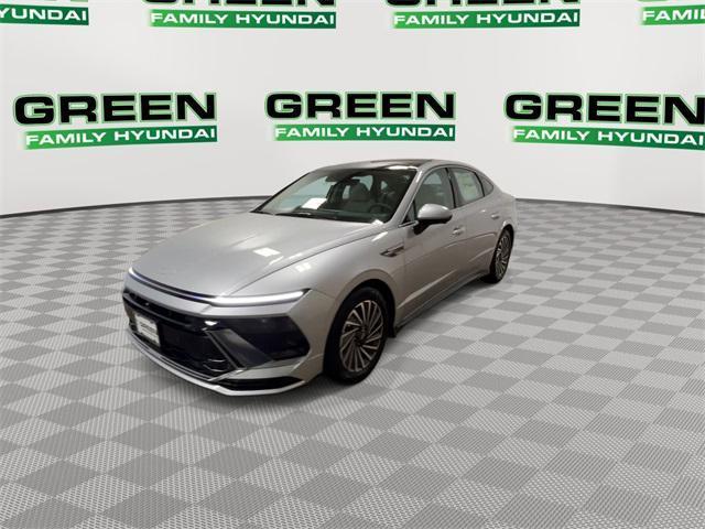new 2025 Hyundai Sonata Hybrid car, priced at $36,923