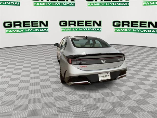 new 2025 Hyundai Sonata Hybrid car, priced at $36,923