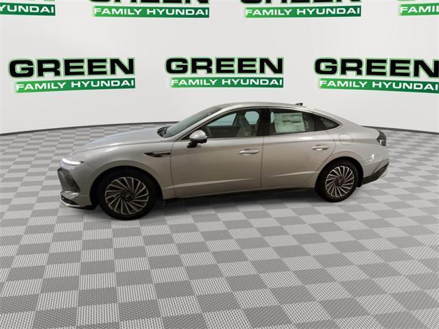 new 2025 Hyundai Sonata Hybrid car, priced at $36,923