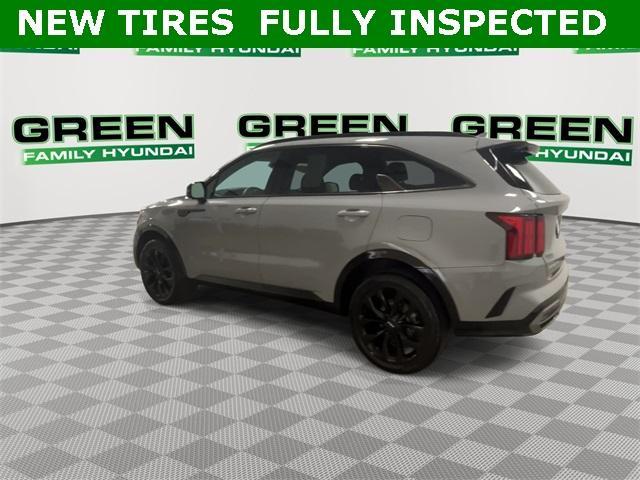 used 2023 Kia Sorento car, priced at $32,150