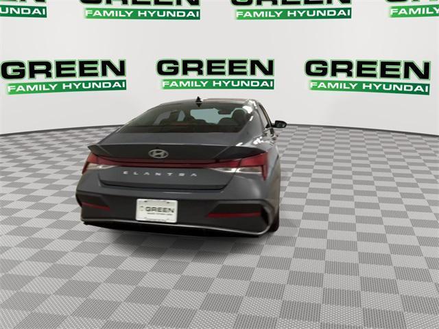 new 2025 Hyundai Elantra car, priced at $22,202
