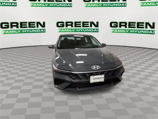 new 2025 Hyundai Elantra car, priced at $22,202
