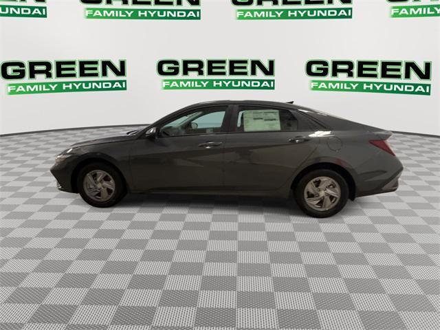 new 2025 Hyundai Elantra car, priced at $22,202
