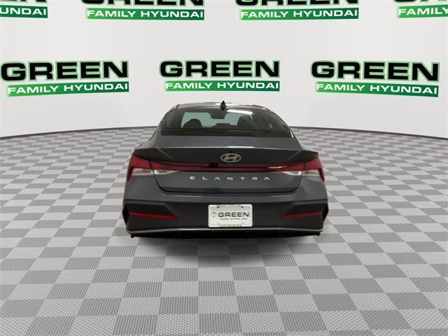 new 2025 Hyundai Elantra car, priced at $22,202