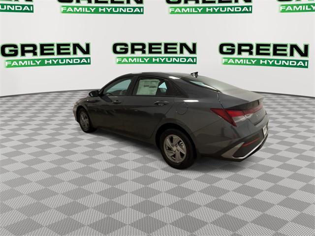 new 2025 Hyundai Elantra car, priced at $22,202