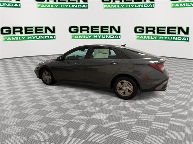 new 2025 Hyundai Elantra car, priced at $22,202
