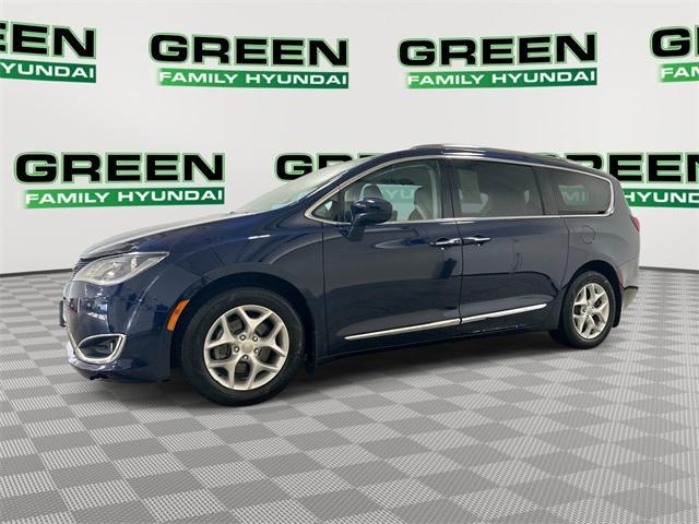 used 2017 Chrysler Pacifica car, priced at $16,508
