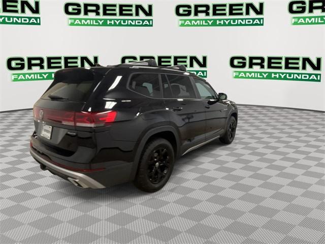 used 2024 Volkswagen Atlas car, priced at $40,565