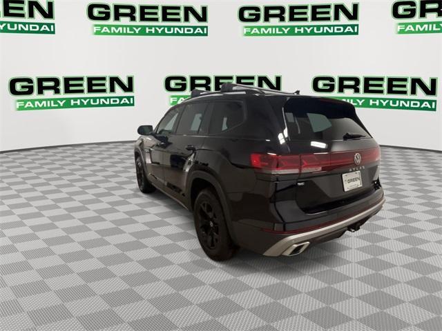 used 2024 Volkswagen Atlas car, priced at $40,565