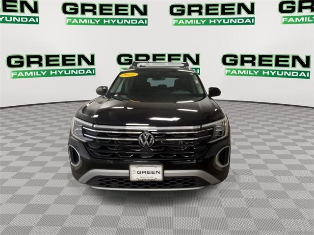 used 2024 Volkswagen Atlas car, priced at $40,565