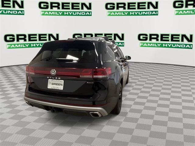 used 2024 Volkswagen Atlas car, priced at $40,565
