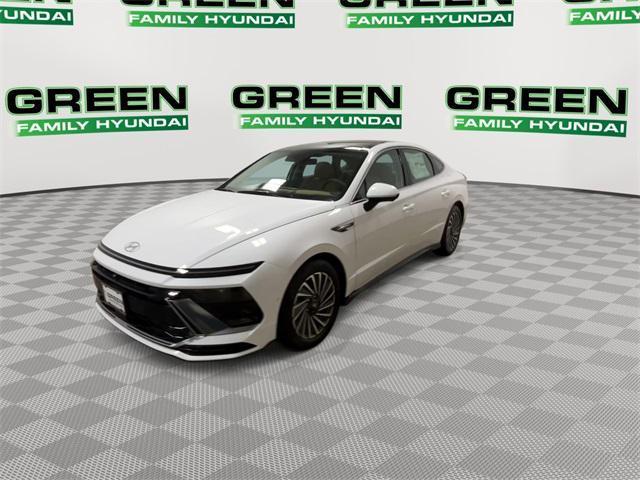 new 2025 Hyundai Sonata Hybrid car, priced at $37,406