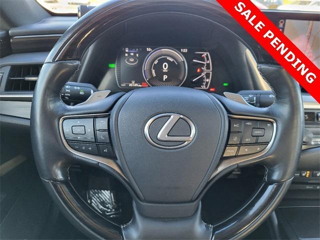 used 2019 Lexus ES 300h car, priced at $27,549