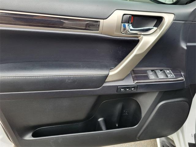 used 2020 Lexus GX 460 car, priced at $45,295