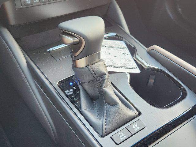 new 2025 Lexus ES 300h car, priced at $56,454