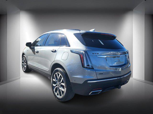used 2023 Cadillac XT5 car, priced at $36,201