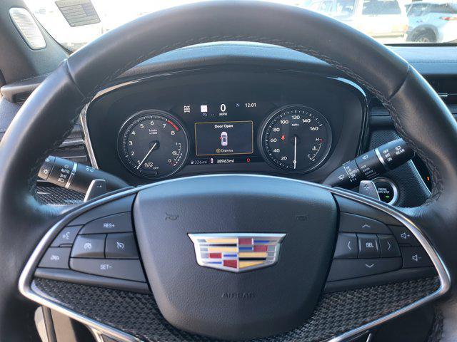 used 2023 Cadillac XT5 car, priced at $36,201