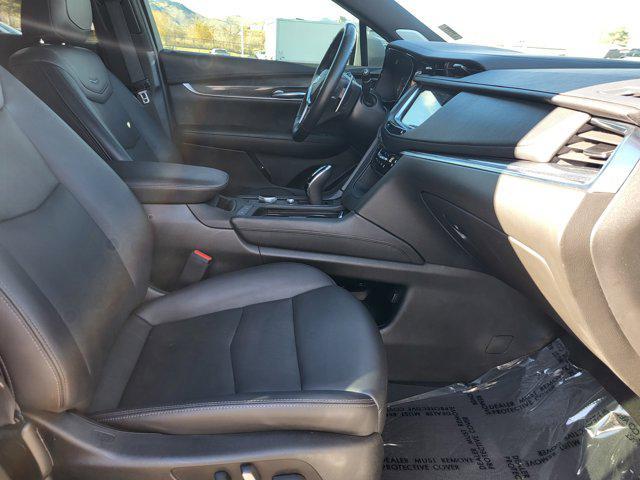 used 2023 Cadillac XT5 car, priced at $36,201