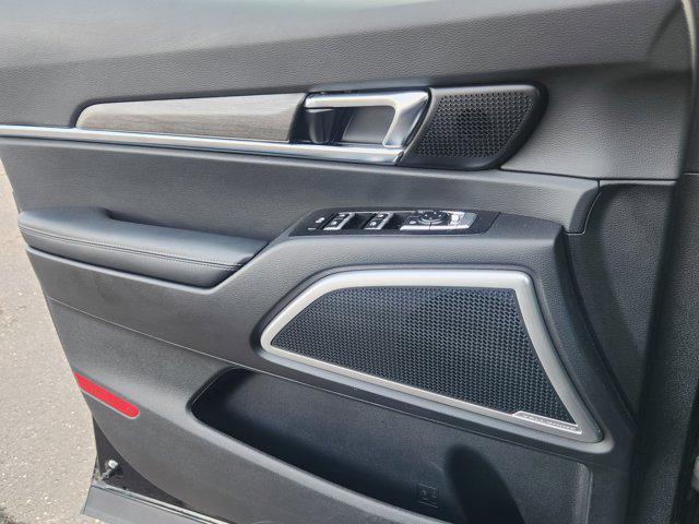 used 2022 Kia Telluride car, priced at $33,199