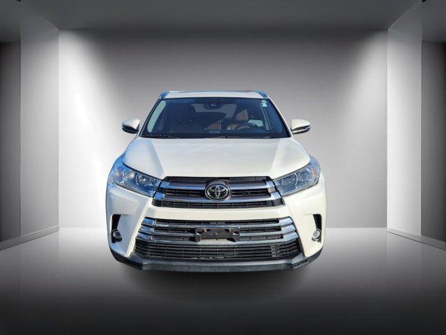 used 2019 Toyota Highlander car, priced at $33,701