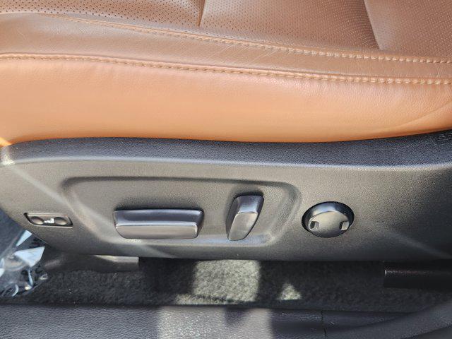 used 2019 Toyota Highlander car, priced at $33,701