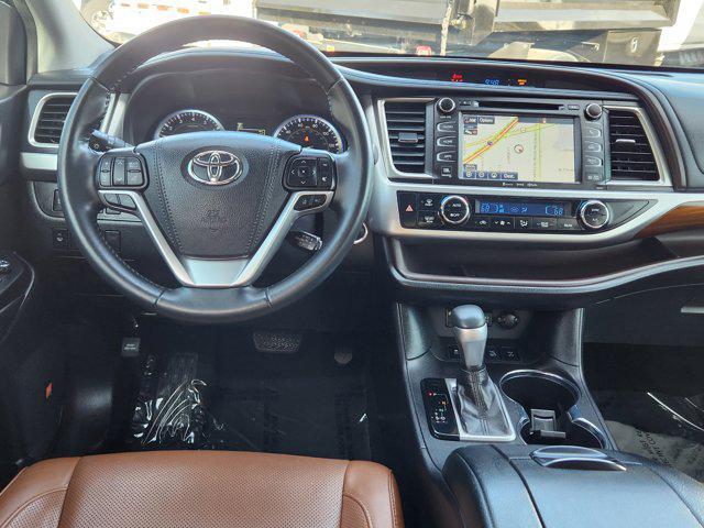 used 2019 Toyota Highlander car, priced at $33,701