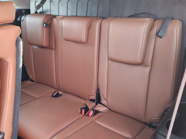 used 2019 Toyota Highlander car, priced at $33,701