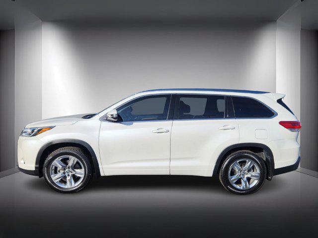 used 2019 Toyota Highlander car, priced at $33,701