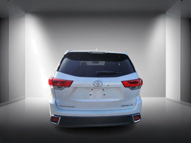 used 2019 Toyota Highlander car, priced at $33,701
