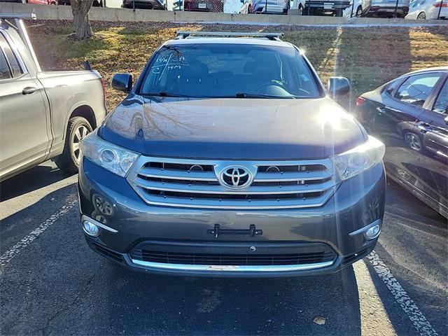 used 2013 Toyota Highlander car, priced at $13,297