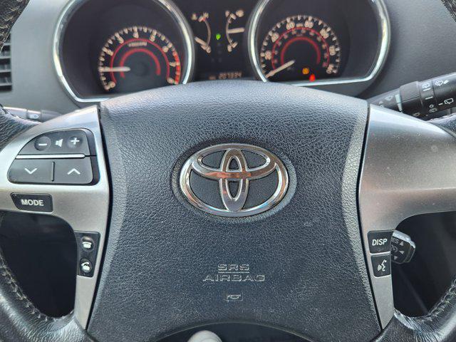 used 2011 Toyota Highlander car, priced at $8,899