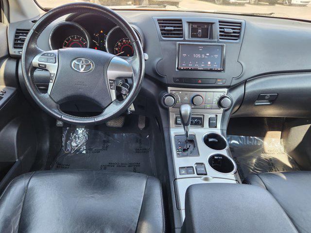 used 2011 Toyota Highlander car, priced at $8,899