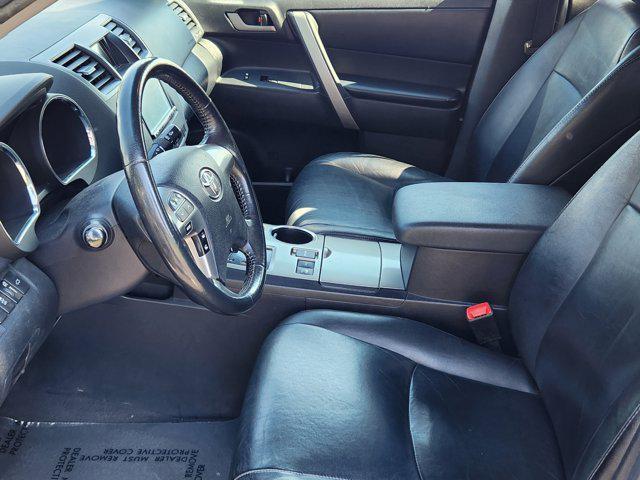 used 2011 Toyota Highlander car, priced at $8,899