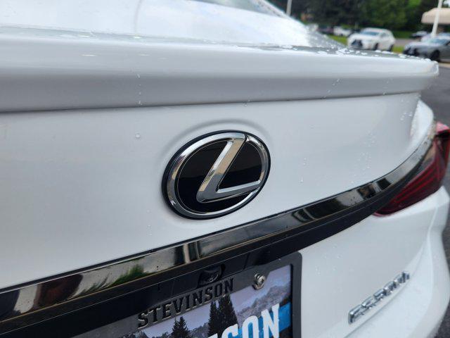 new 2025 Lexus ES 300h car, priced at $50,989