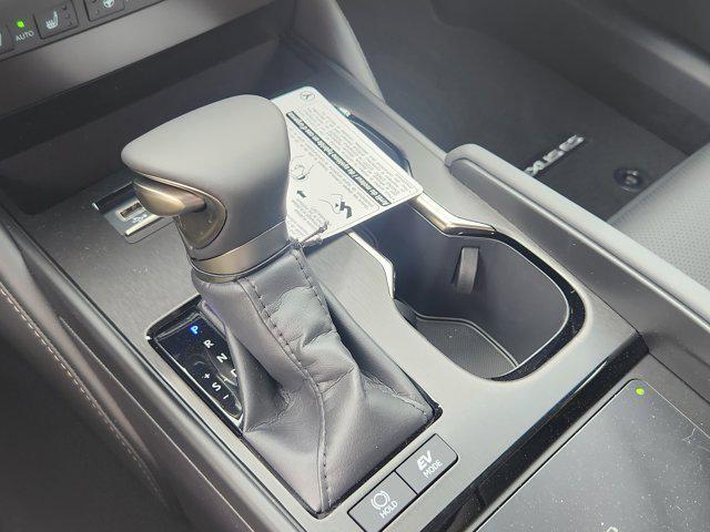 new 2025 Lexus ES 300h car, priced at $50,989