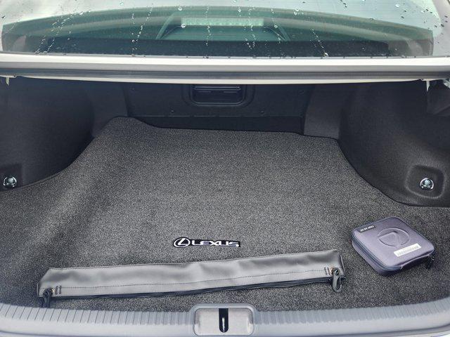 new 2025 Lexus ES 300h car, priced at $50,989