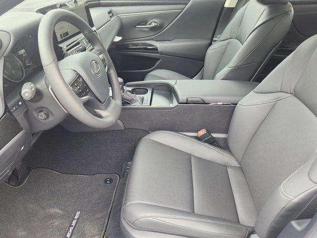 new 2025 Lexus ES 300h car, priced at $50,989