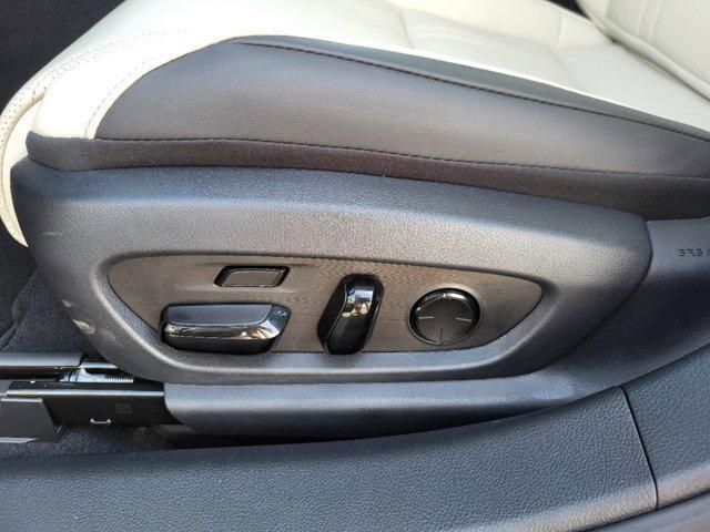 new 2025 Lexus ES 300h car, priced at $56,454