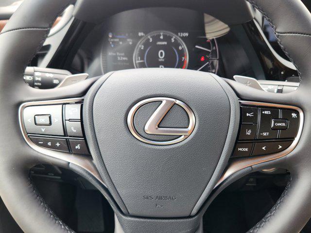 new 2025 Lexus ES 350 car, priced at $48,915