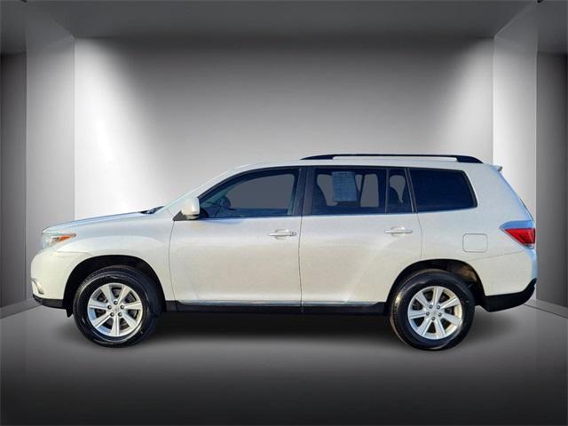 used 2013 Toyota Highlander car, priced at $11,249