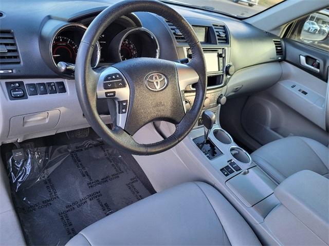 used 2013 Toyota Highlander car, priced at $11,249