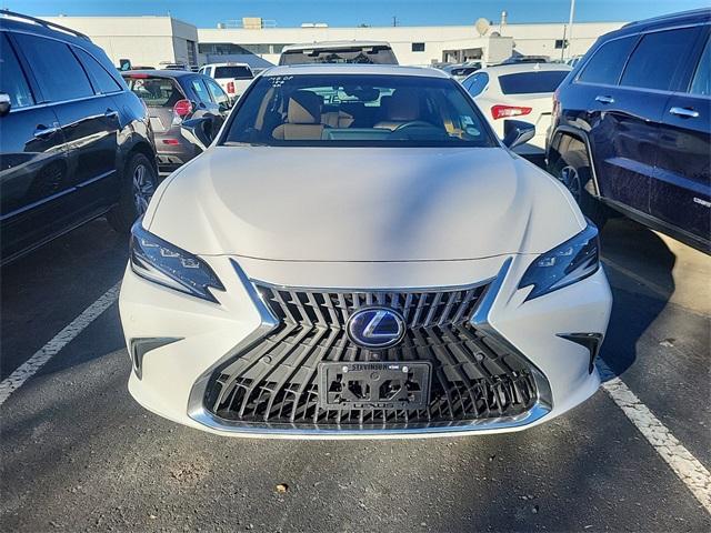 used 2022 Lexus ES 300h car, priced at $42,249