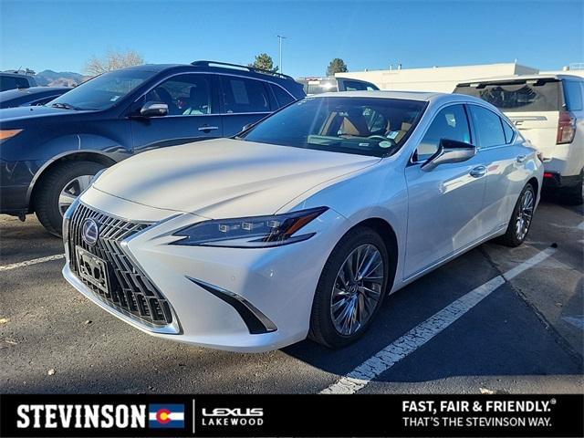 used 2022 Lexus ES 300h car, priced at $42,249