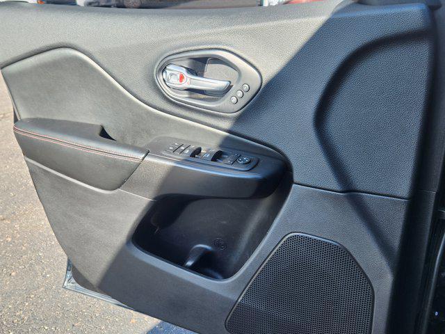 used 2019 Jeep Cherokee car, priced at $17,775