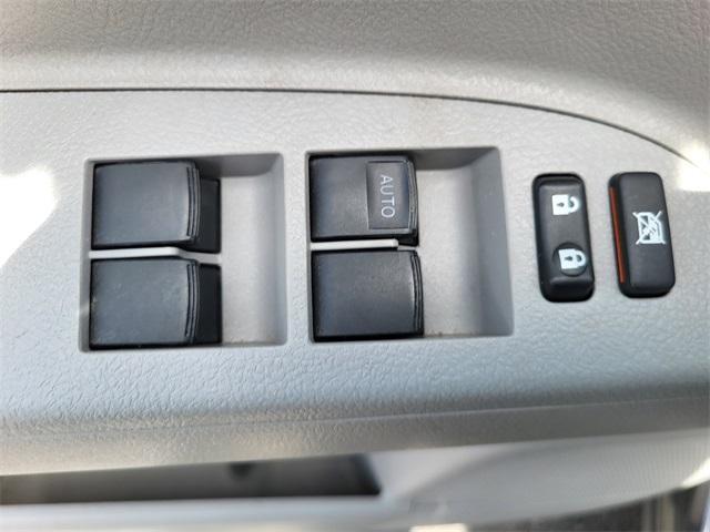 used 2013 Toyota Highlander car, priced at $13,149