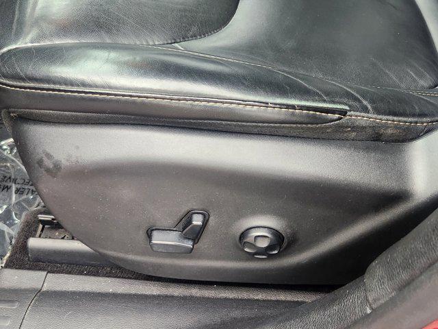 used 2015 Jeep Cherokee car, priced at $10,299