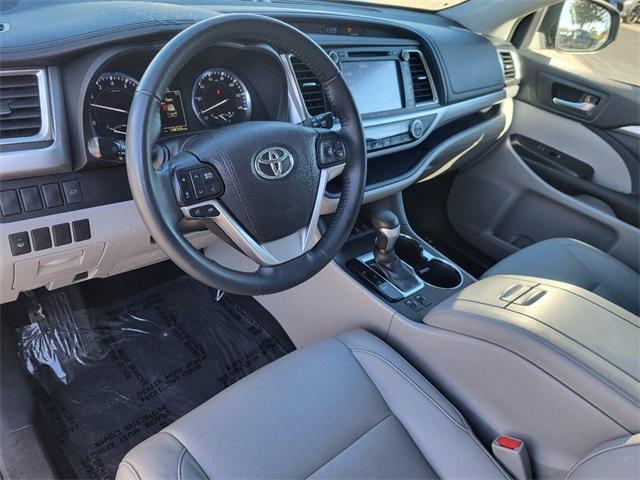 used 2016 Toyota Highlander car, priced at $16,198