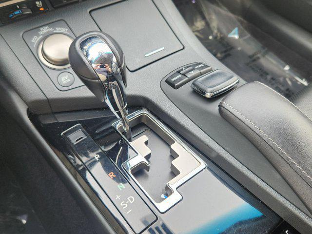 used 2015 Lexus ES 300h car, priced at $17,298