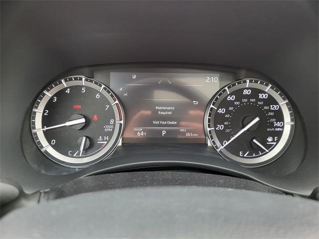 used 2022 Toyota Highlander car, priced at $35,298