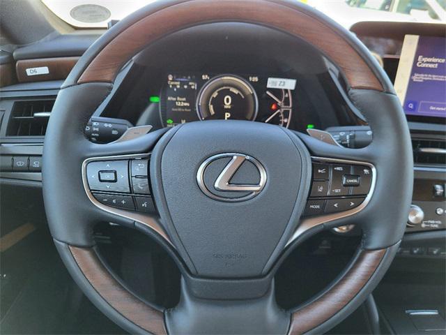new 2025 Lexus ES 300h car, priced at $56,234